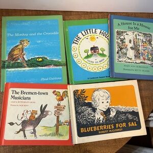 Vintage Lot of 5 Children's Choice Book Club Monkey Little House Bremen-town Cl